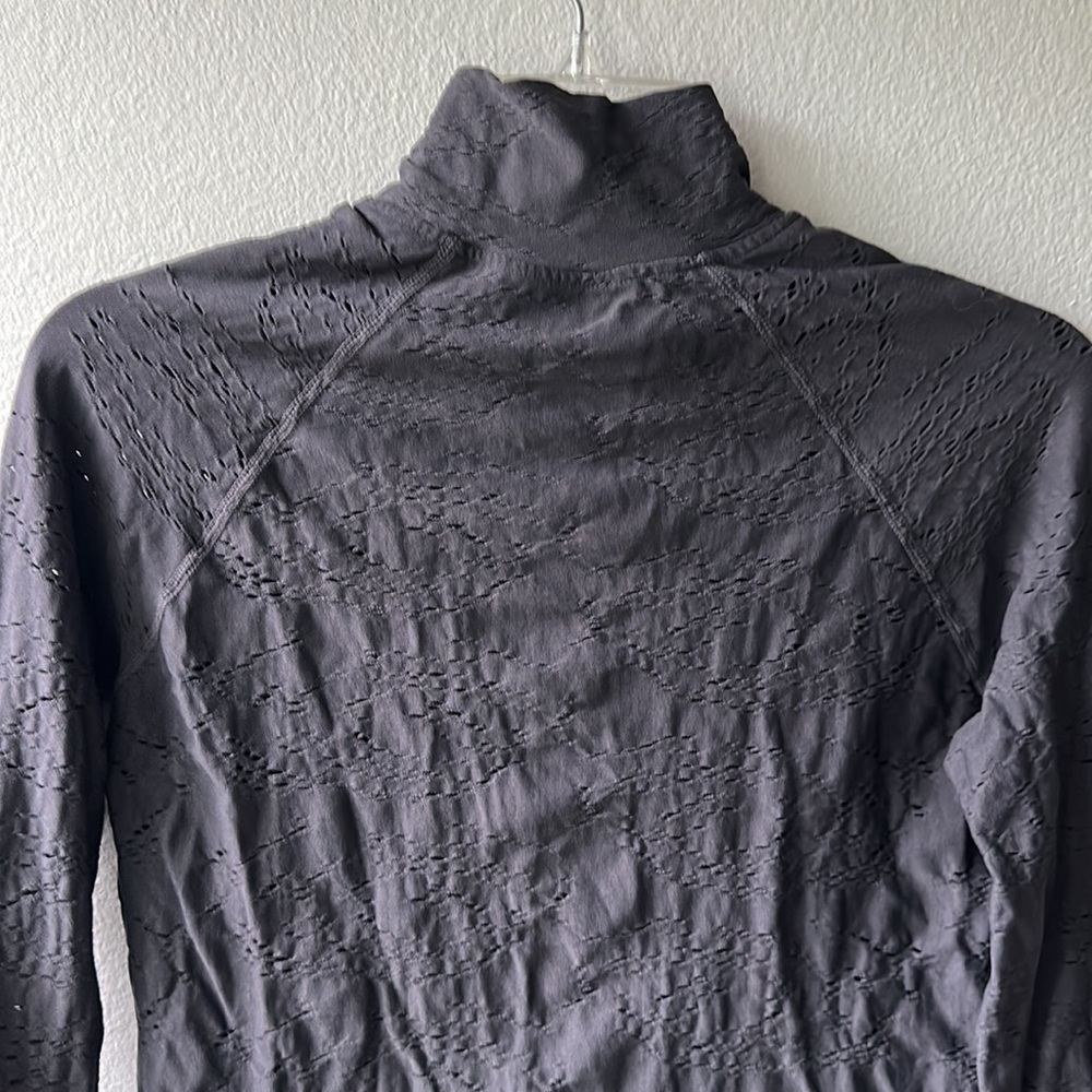 Fabletics jacket dark gray size Medium fitted pea… - image 7